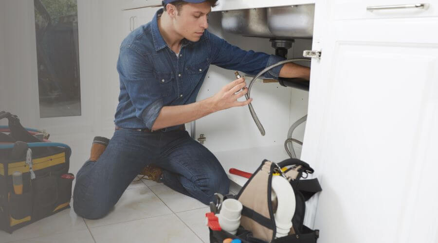 Professional water heater repair in Colo, IA